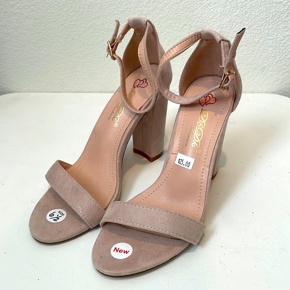 DbDk Fashion light pink heels size 6.5